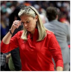 Heart Breaking: Indiana Fever head coach Annouced Devorce to her…..