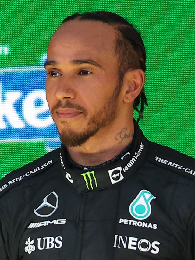 Breaking News : Lewis Hamilton announces retirement due to medical issues…..